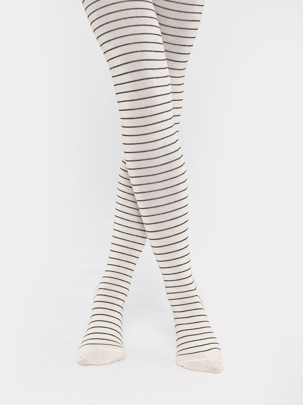 Цена за 3 пары! Колготки детские кремовые с рисунком в виде узких поперечных полосок - Mark formelle фото 2