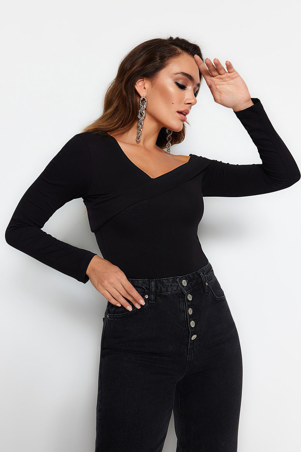 Siyah Pamuklu Esnek Volanl? Fitted/Vucuda Oturan Crop Orme Bluz TWOAW24BZ00161