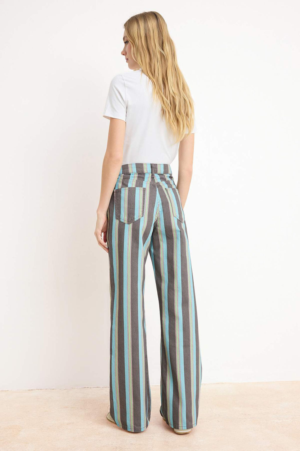 _ok Renkli D_K_ML_ _izgili Bask_l_ %100 Pamuk Y_ksek Bel Wide Leg Jeans TWOSS26JE00232 - Trendyolmilla фото 4