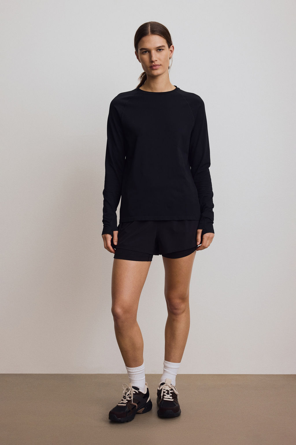 Camiseta de deporte seamless con DryMove - H&m фото 4