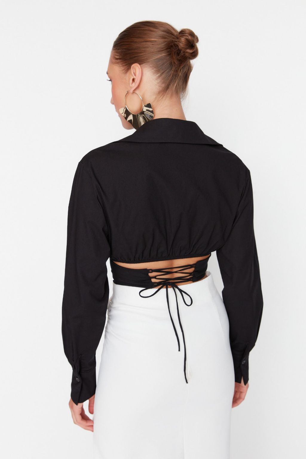 Siyah Crop Astarl? Korse Detayl? Dokuma Poplin Gomlek TPRAW23GO00004