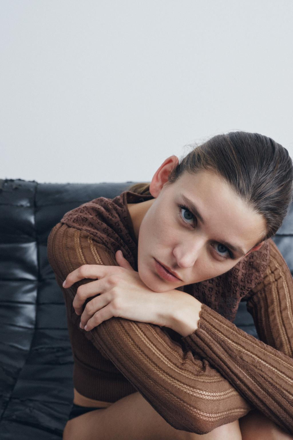 RUFFLED KNIT TOP - Zara фото 2