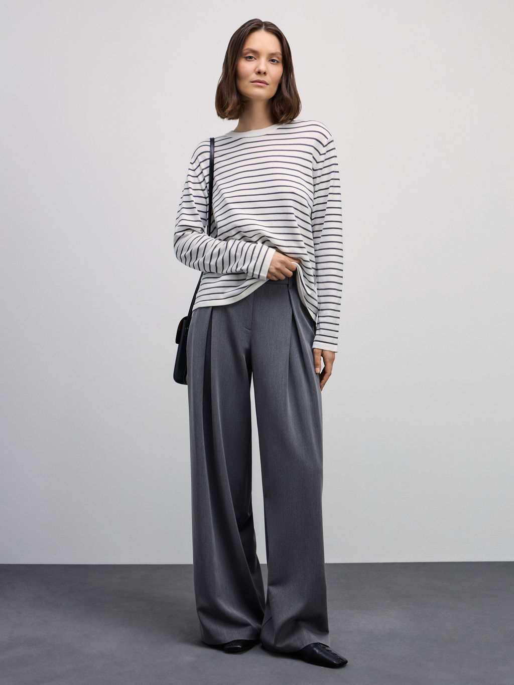 Базовый джемпер из вискозы в полоску / Zarina фото 2