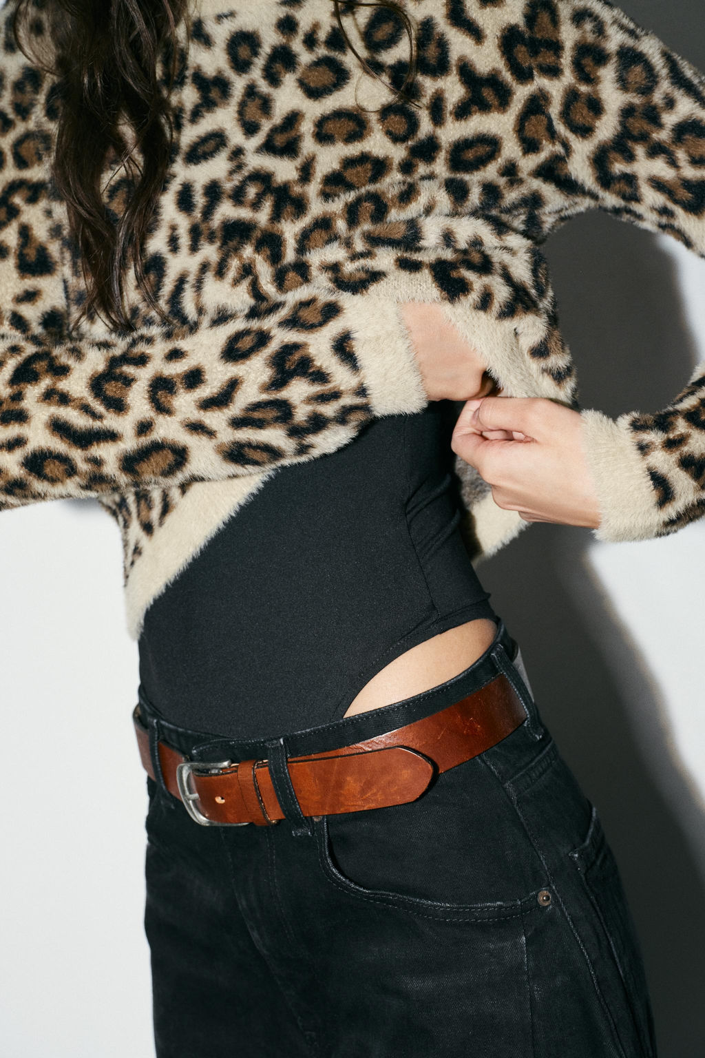 ANIMAL PRINT FAUX FUR KNIT JUMPER - Zara фото 7