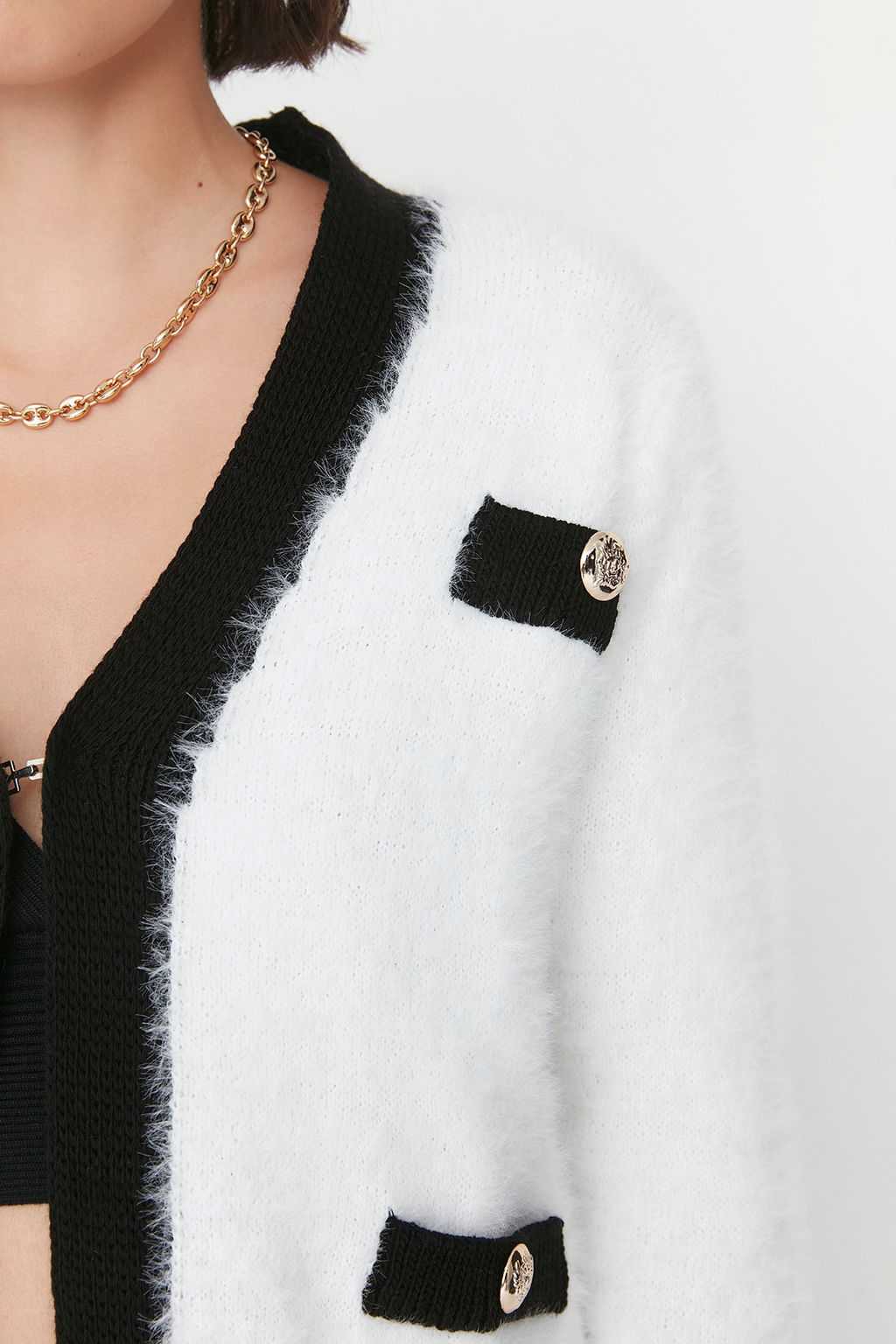 TRENDYOLMILLA Ekru Tuylu Triko H?rka TWOAW22HI0048  фото 10