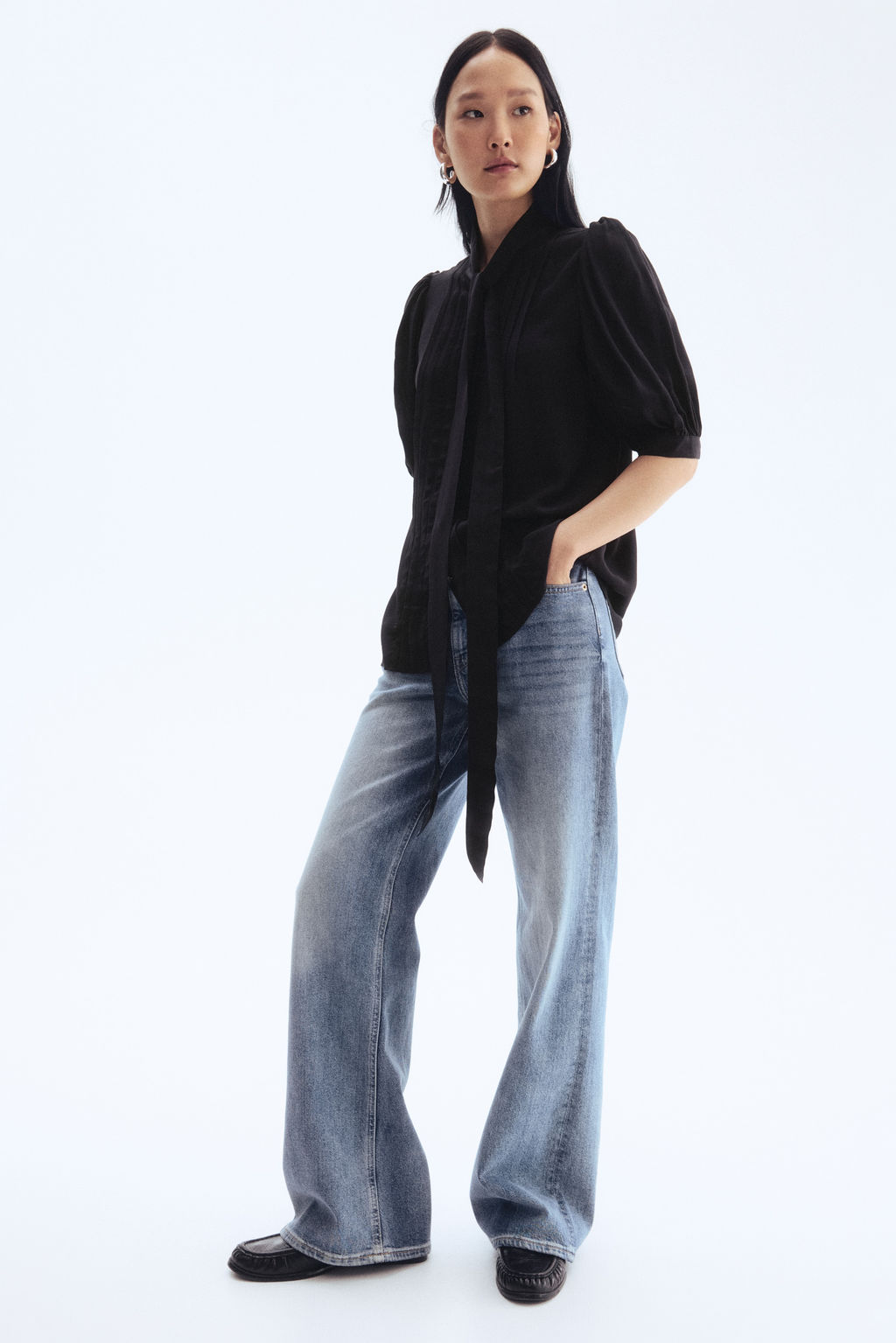 Blusa de crep? con lazada - H&m фото 2