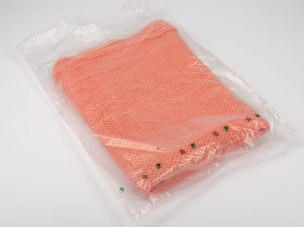 23С68-ШР/у./рул. 75*130 Полотенце "Суфле" цв. 990 коралл