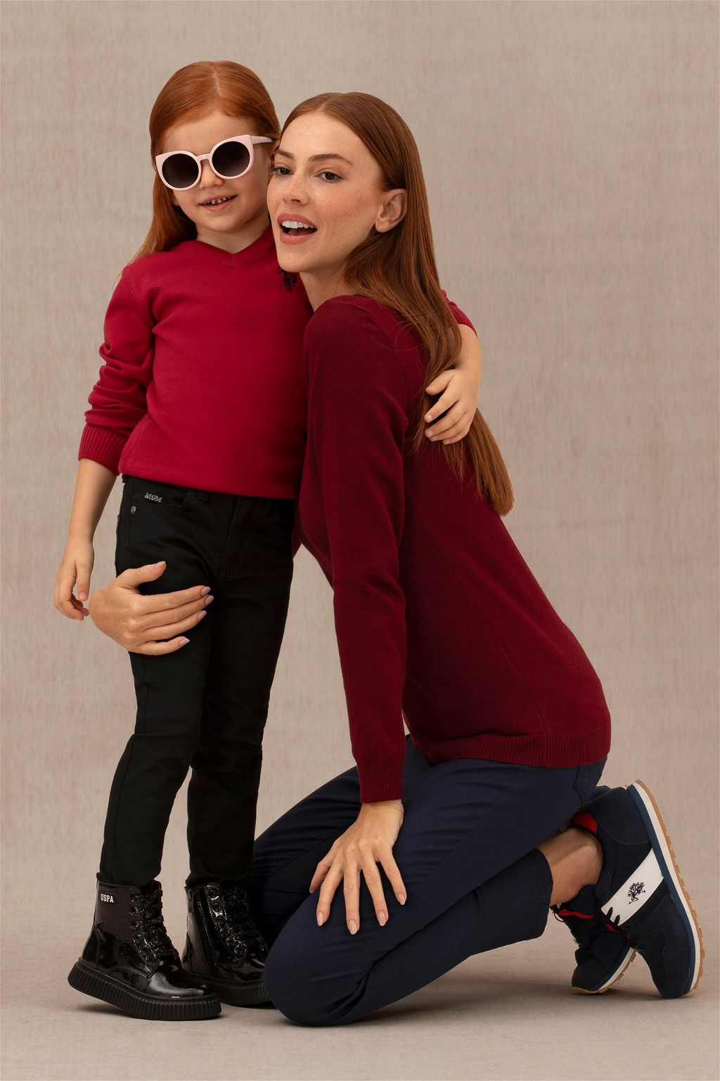 U. S. Polo Assn Красный базовый свитер с v-образным вырезом для девочек - U.s. polo assn фото 5