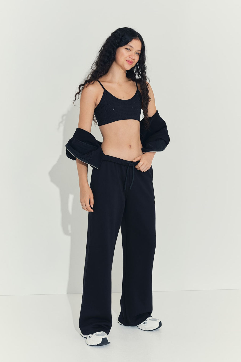 Sujetador de deporte en DryMove Light Support - H&m фото 3