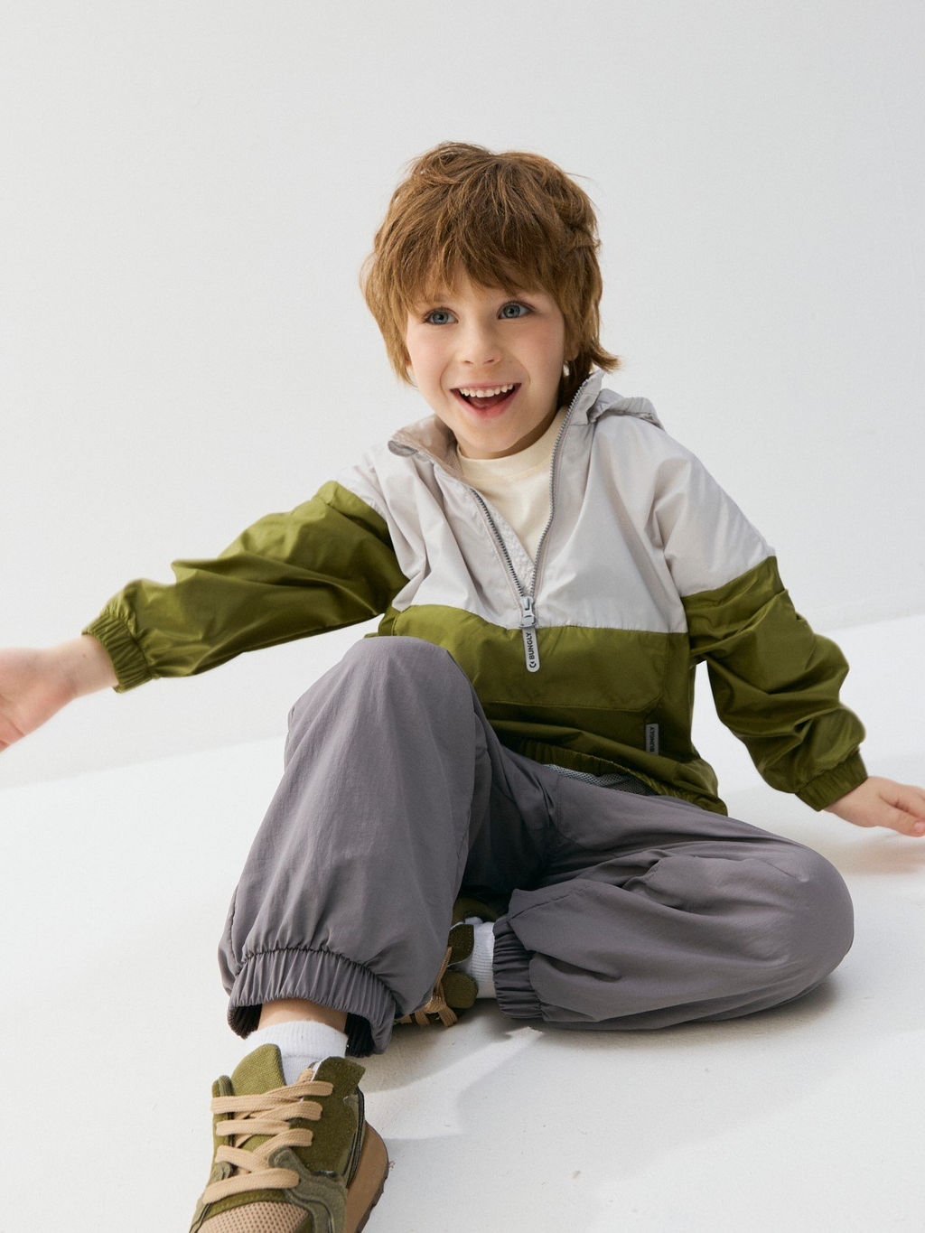 Анорак на сетчатой подкладке "Авокадо"