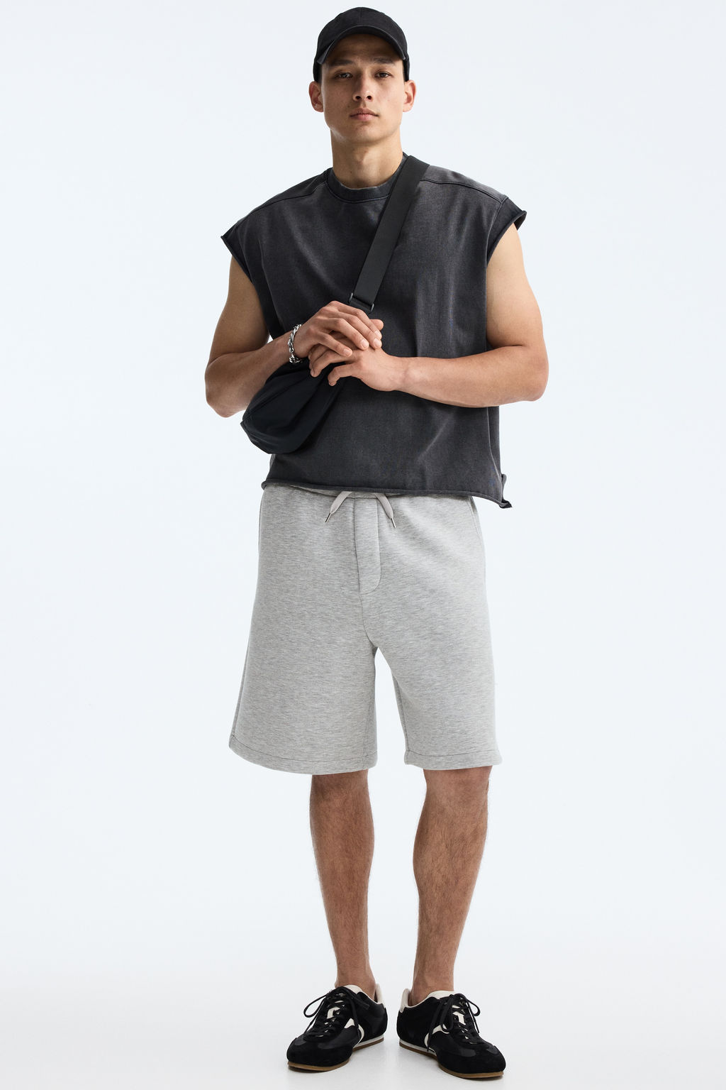 Pantal?n corto efecto neopreno Relaxed Fit - H&m фото 5