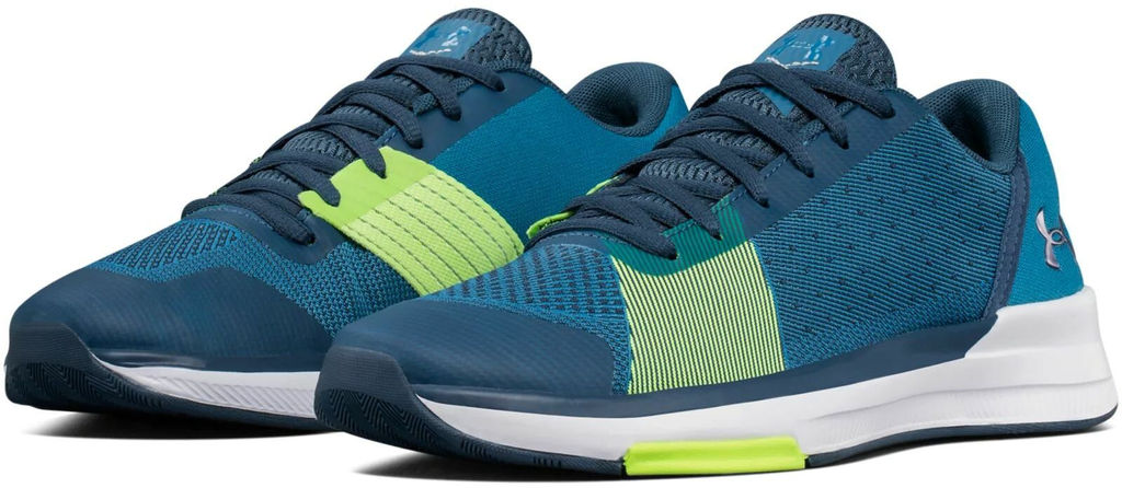 Кроссовки женские