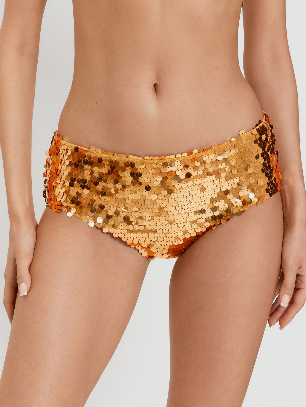 Infinity / Шорты жен. Dabby золотистый