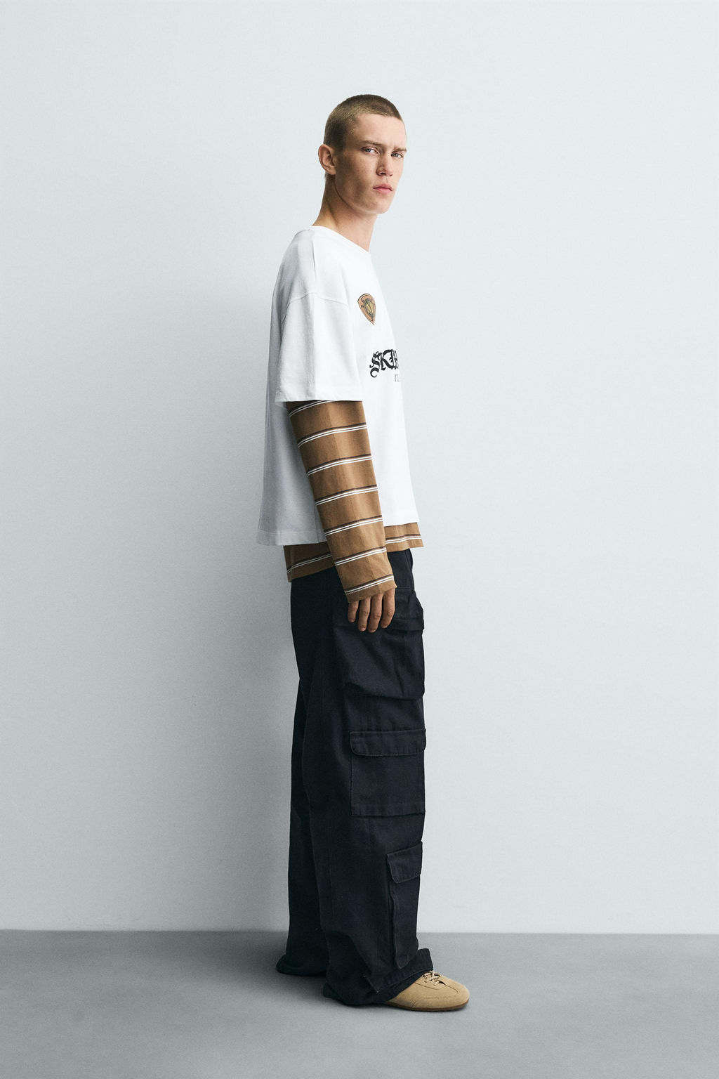 T-SHIRT WITH CONTRAST PRINTS - Zara фото 4