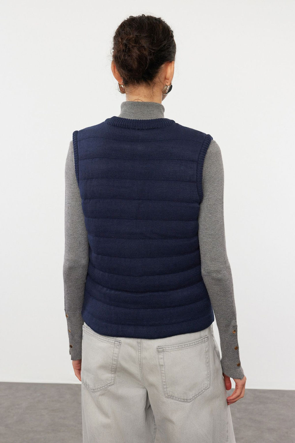 Trendyolmilla Lacivert Fermuarl? Bisiklet Yaka Regular Yelek TWOAW25YE00020 фото 5