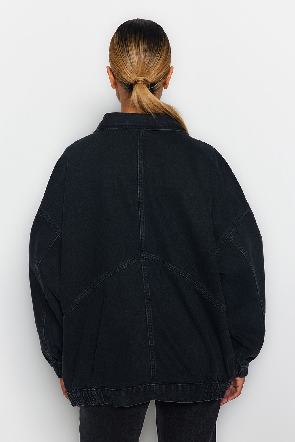 Siyah Cep Detayl? Oversize Denim Ceket TWOSS21CE0289 - Trendyolmilla фото 6