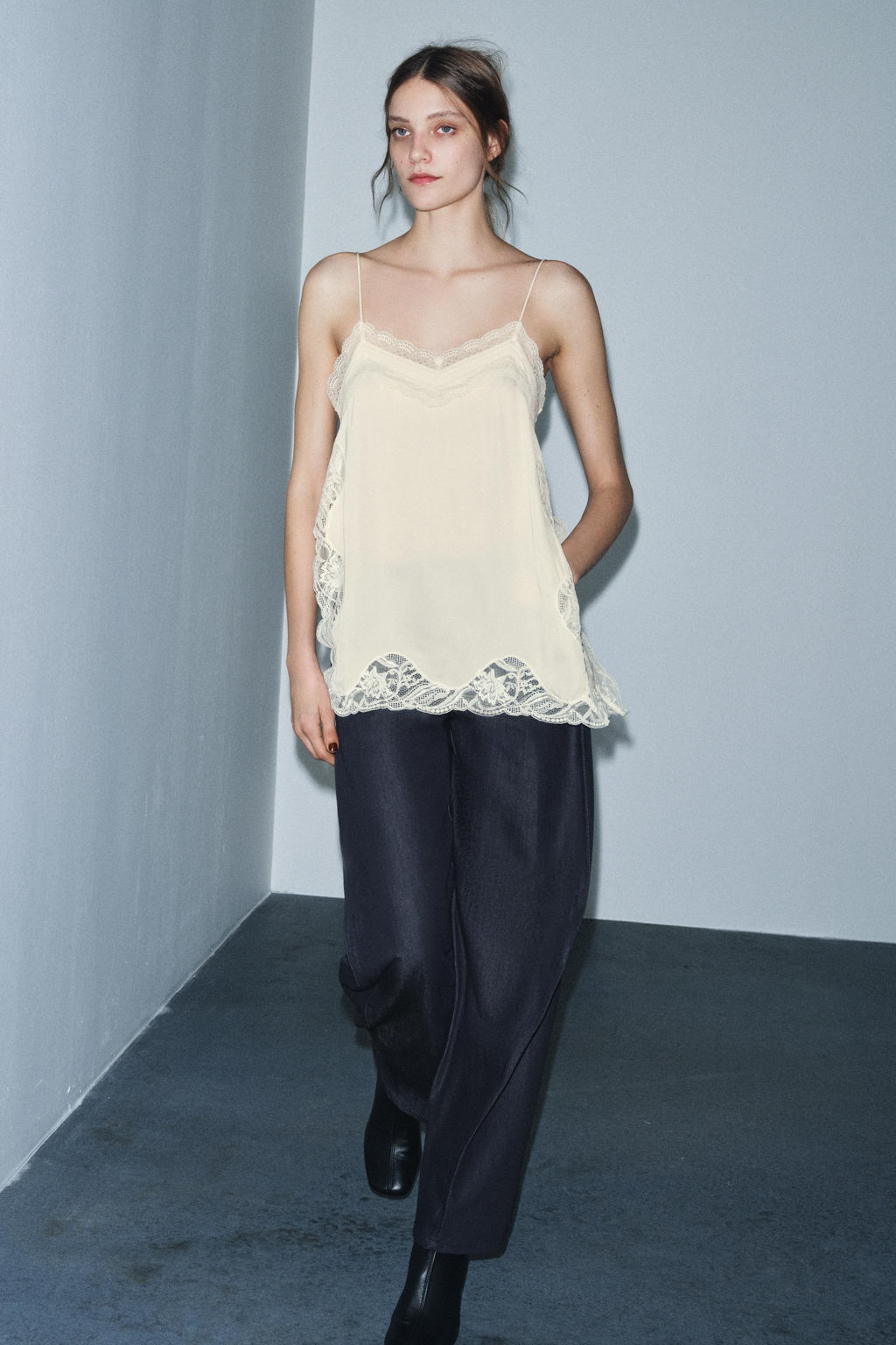 ZW COLLECTION BALLOON DENIM TROUSERS - Zara фото 3