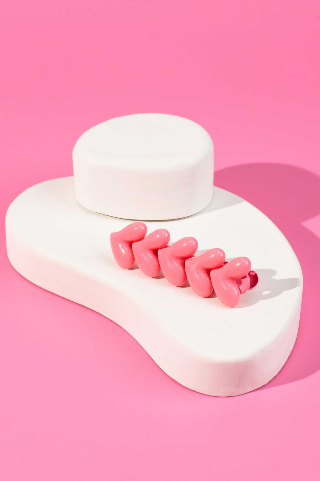 Заколка для волос зажим, арт. 71775 / 10 СЕРДЕЧКИ (в наборе: 1шт., 6,7 см, черный металл, полиэфирная смола, цвет: розовый, подложка из мелованного картона + ПЭТ-пакет с европодвесом)