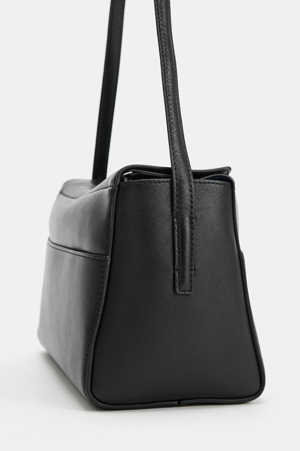 BOLSO DE HOMBRO PIEL / Negro