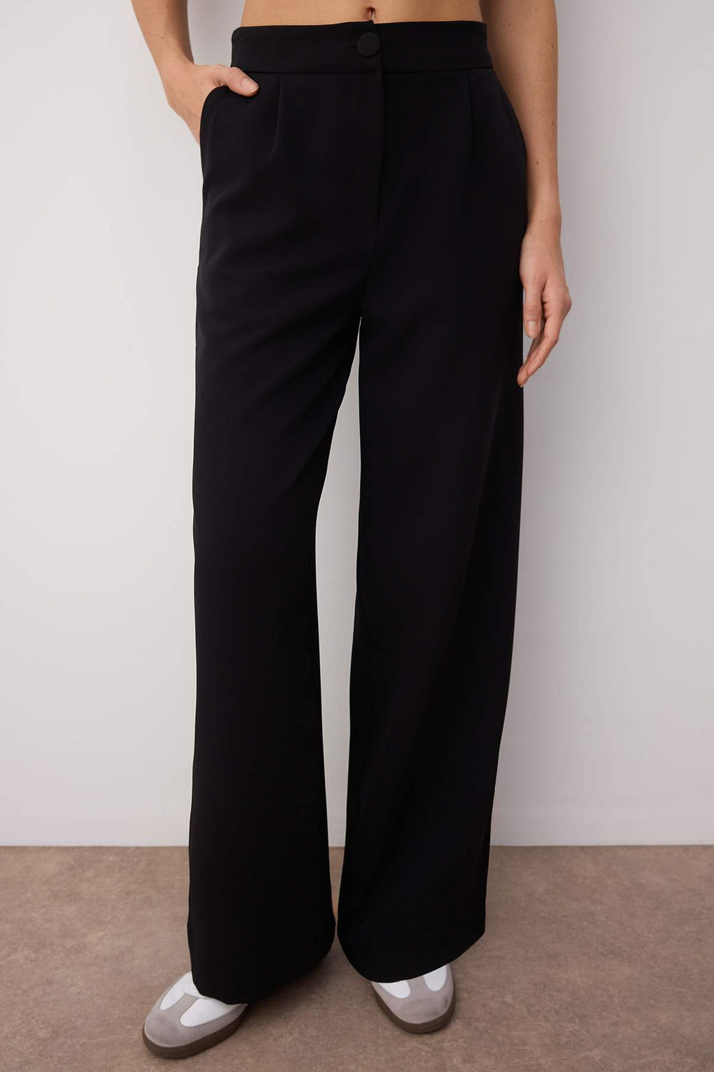 Siyah Wide Leg/Genis Paca Pilili Dokuma Kumas Pantolon TWOSS21PL0189