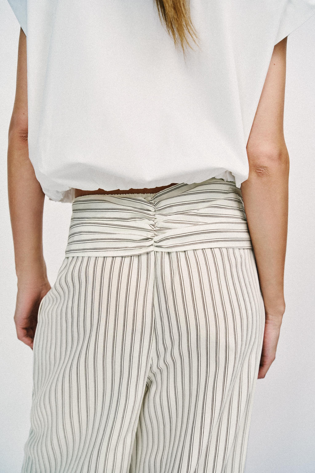 PANTAL?N ANCHO RAYAS PA?UELO / Crudo / Marr?n - Zara фото 7