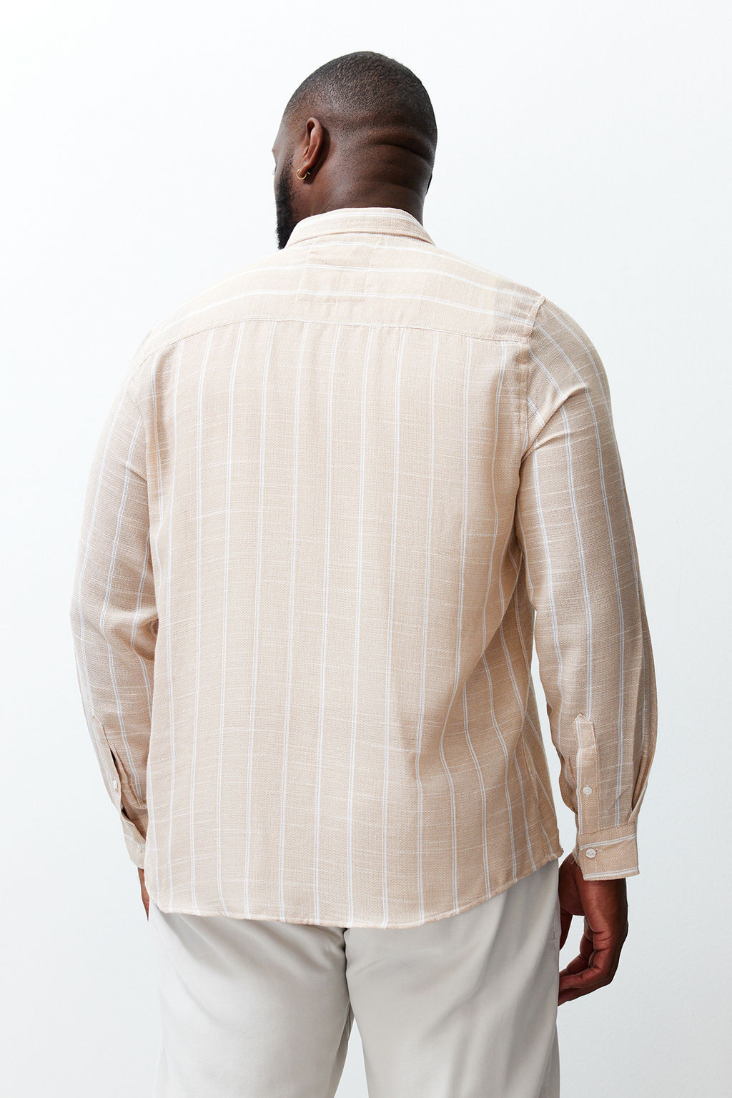 Tas Regular Fit Rahat Dugmeli Yaka Cizgili Buyuk Beden Gomlek TMNSS23GO00095 - Trendyolmilla фото 11