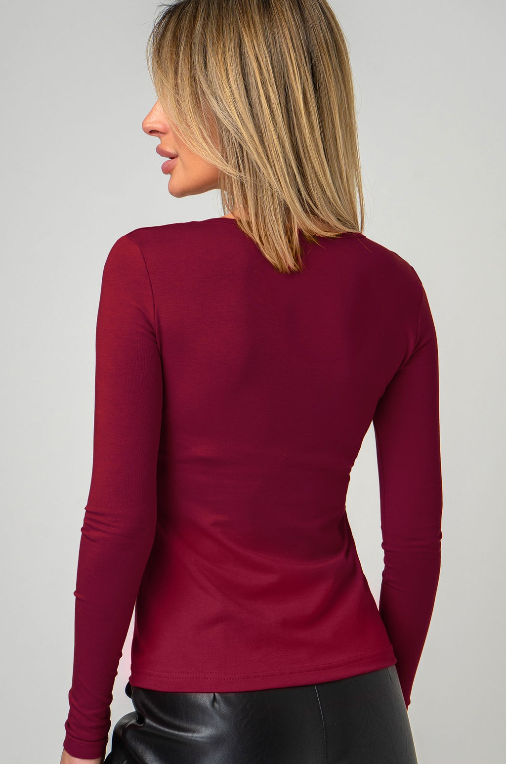 Женский лонгслив с глубоким вырезом Happyfox - Happy fox фото 3