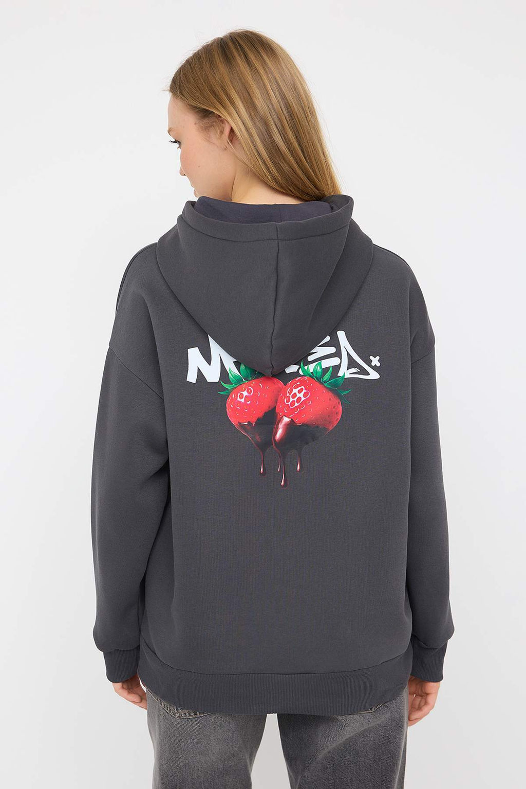 Teen Kal?n Ici Polarl? Antrasit Kapusonlu On ve S?rt Cilek Bask?l? Orme Sweatshirt TWOAW26SW00114 - Trendyolmilla фото 4