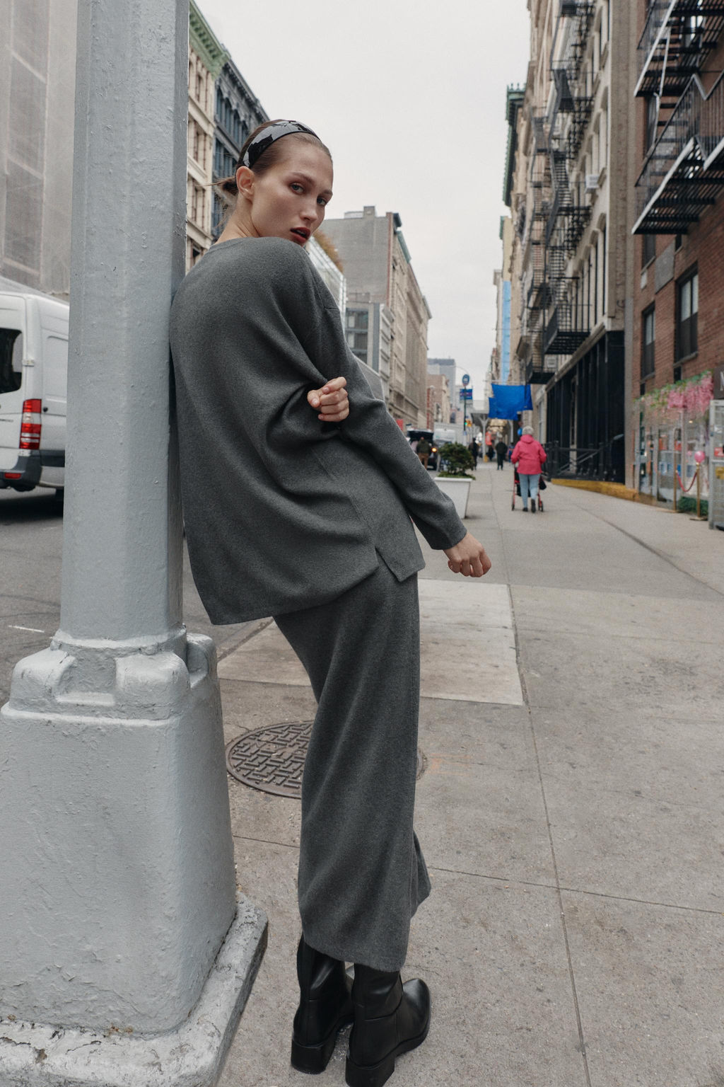 PLAIN SOFT-TOUCH KNIT JUMPER - Zara фото 3