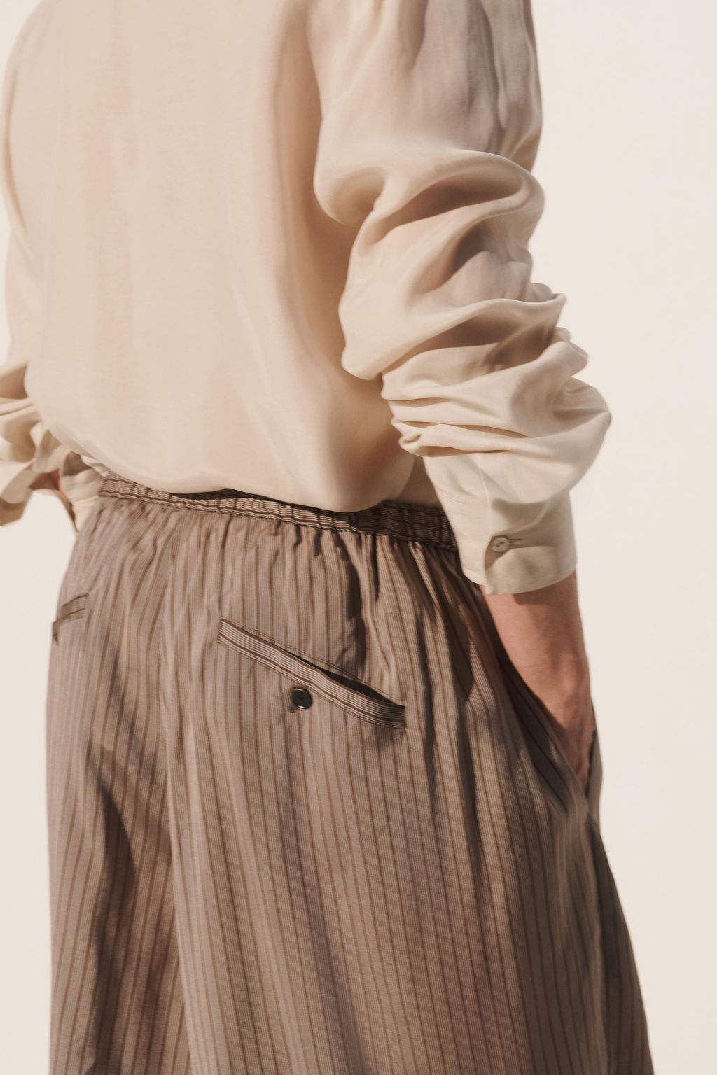 PANTAL?N BALLOON FIT RAYAS VISCOSA - CUPRO / rayas - Zara фото 6