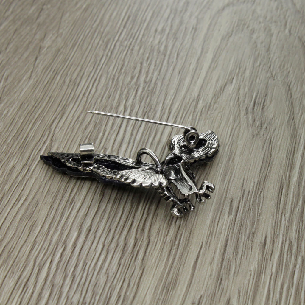 Брошь-подвеска "Ястреб" со вставкой из гелиотиса