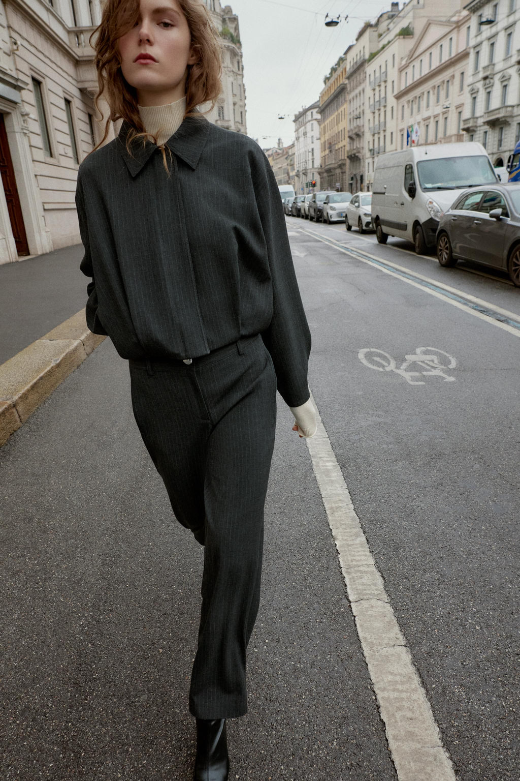 PINSTRIPE TROUSERS WITH ADJUSTABLE HEM - Zara фото 5