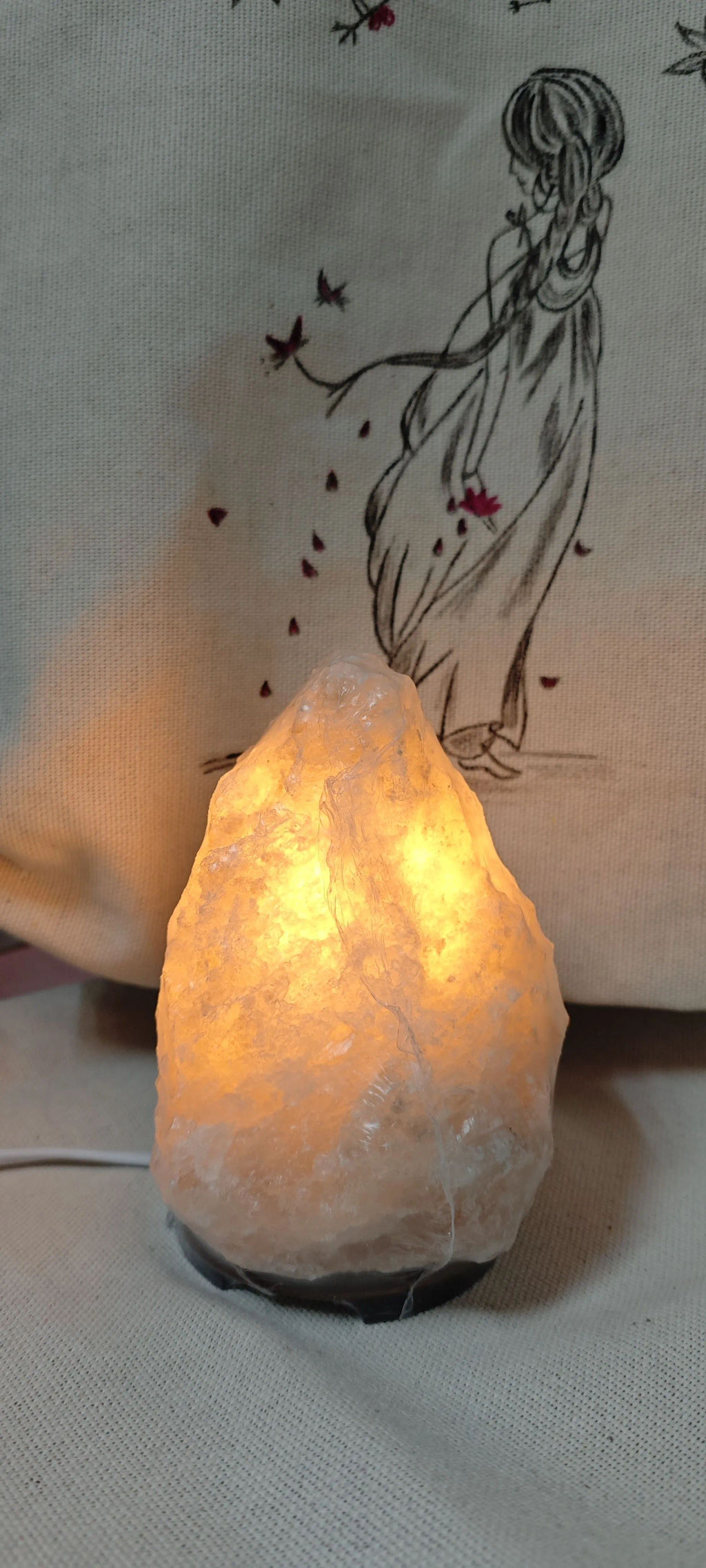 Скала 3-4 кг. Соляная лампа