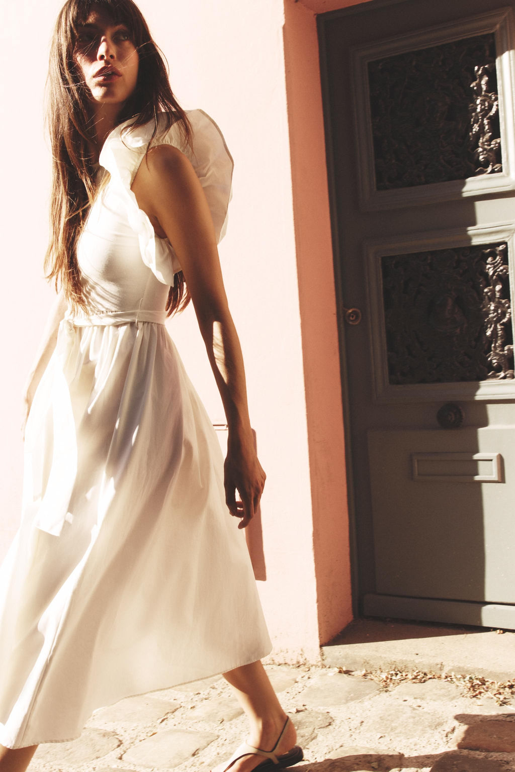 RUFFLED CONTRAST DRESS - Zara фото 16