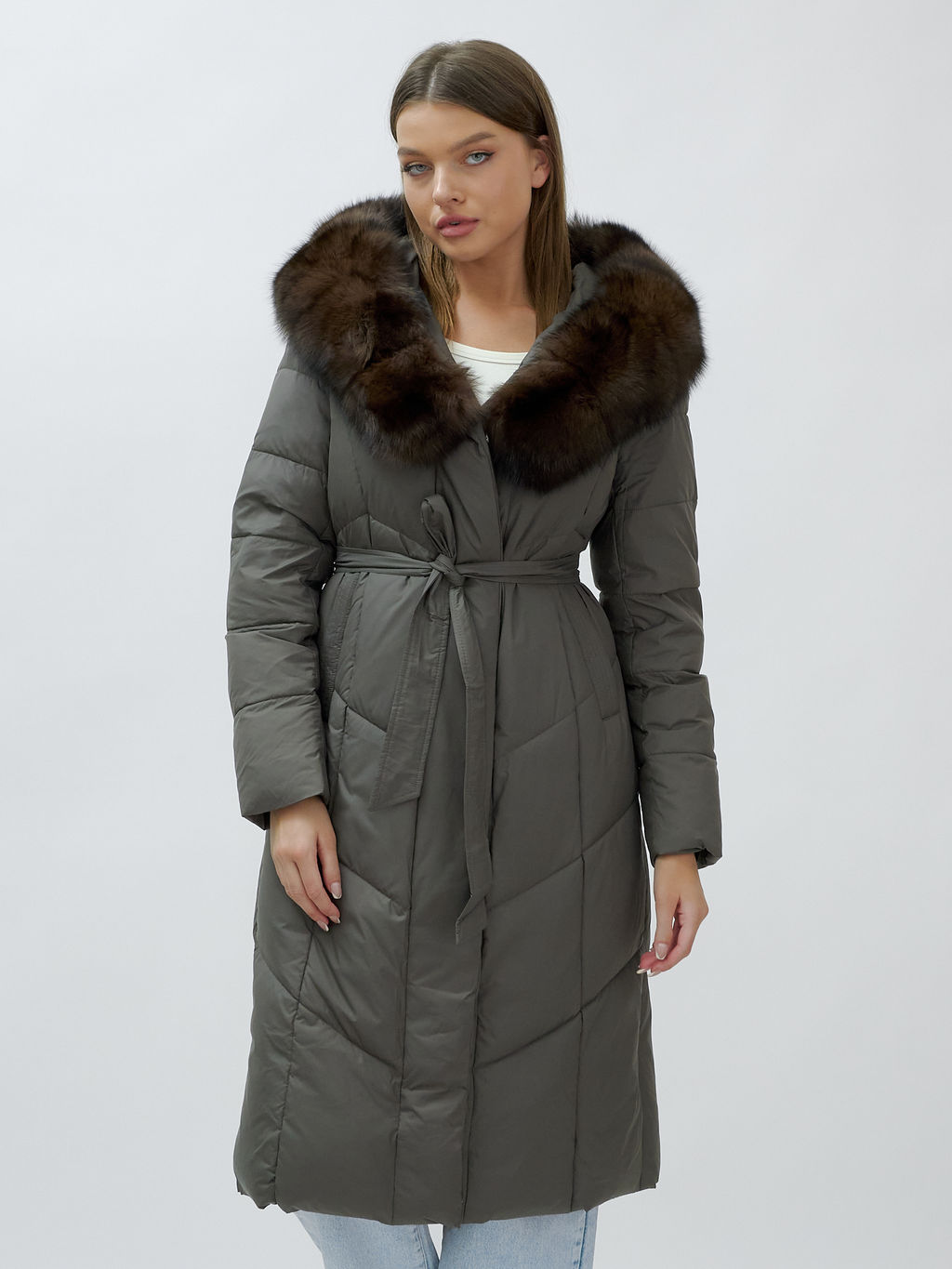 Пальто женское зимние с мехом песец люкс класса серого цвета 625Sr