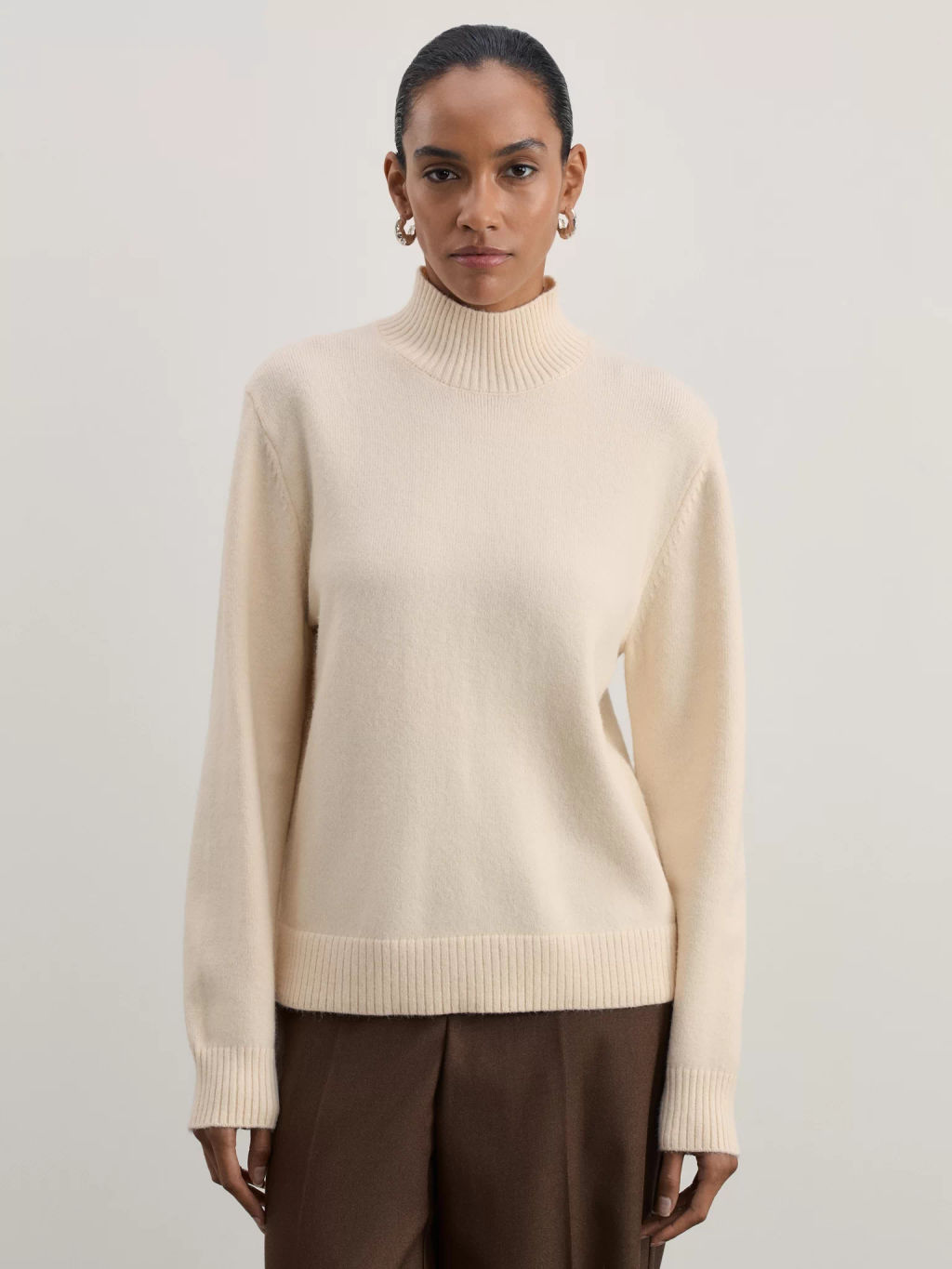 Джемпер с воротником стойкой / Zarina  фото 3