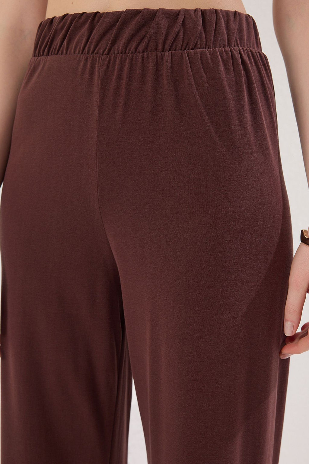 TRENDYOLMILLA Kahverengi More Sustainable Modal Ak?skan Kumasl? Straight Esnek Orme Pantolon TWOSS25PL00085  фото 4