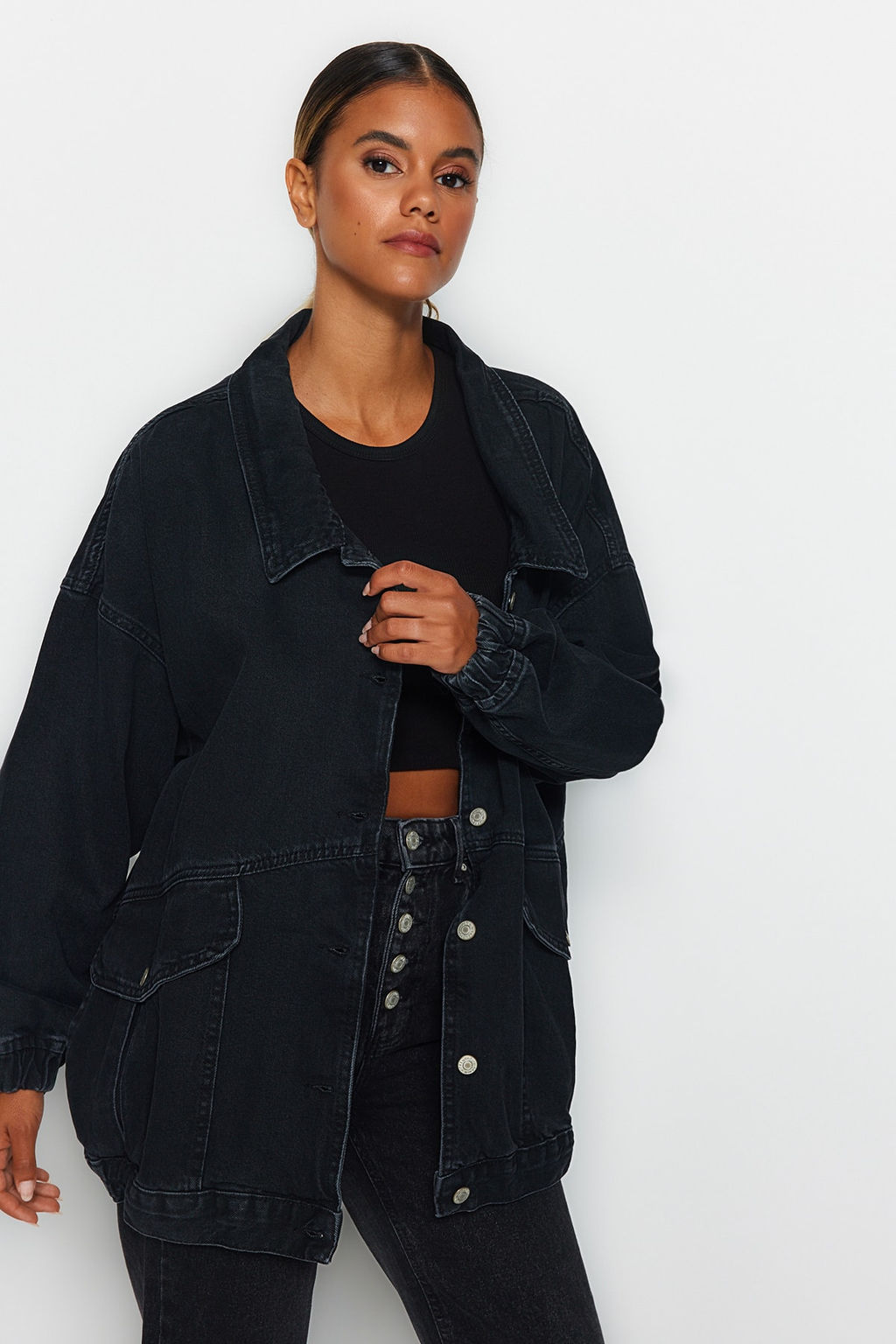 Siyah Cep Detayl? Oversize Denim Ceket TWOSS21CE0289 - Trendyolmilla фото 2