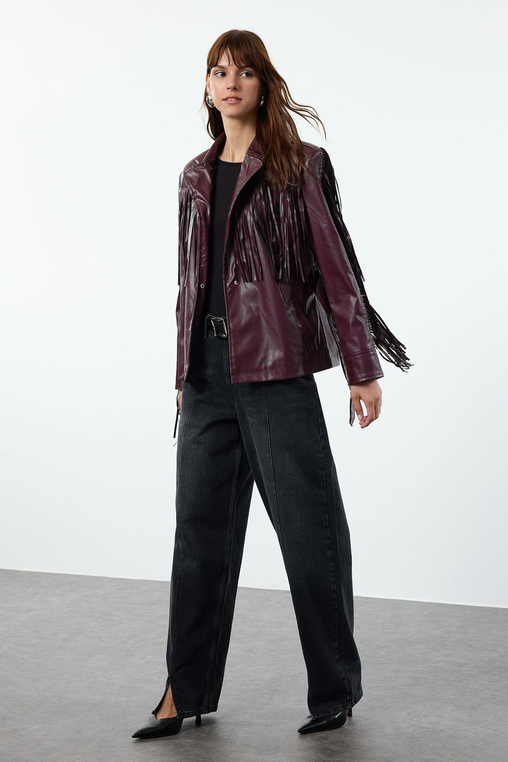 TRENDYOLMILLA Siyah Regular Kal?p Kemerli Puskul Detayl? Suni Deri Mont TWOAW25MO00227  фото 4