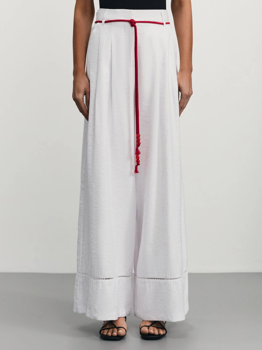 Широкие брюки из вискозы со шнурком / Zarina  фото 3