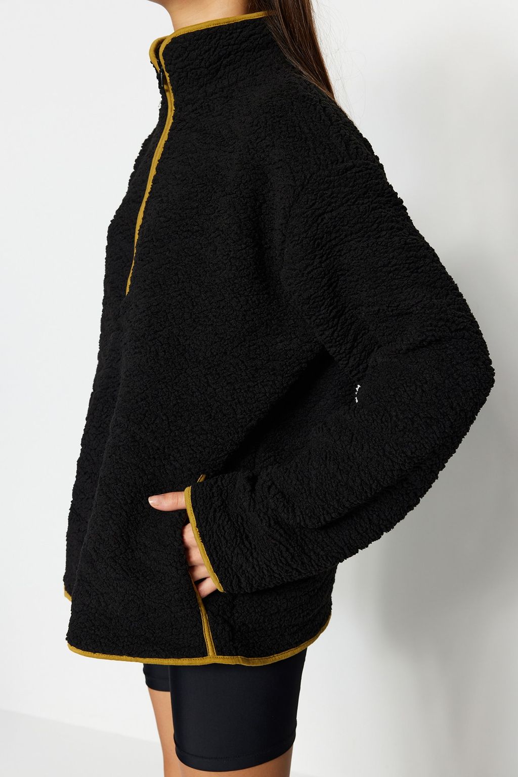 Siyah Pelus Orme Spor Sweatshirt THMAW23SW00021