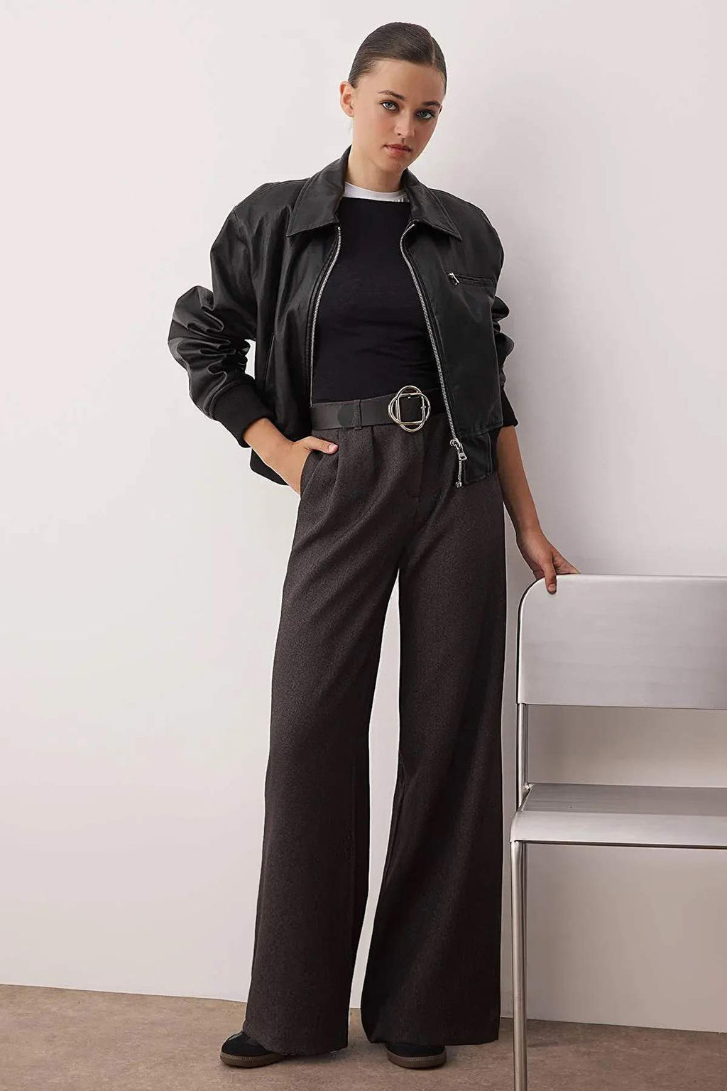 Gri Kemerli Wide Leg/Genis Paca Kal?n Kumas Pantolon TWOAW26PL00033