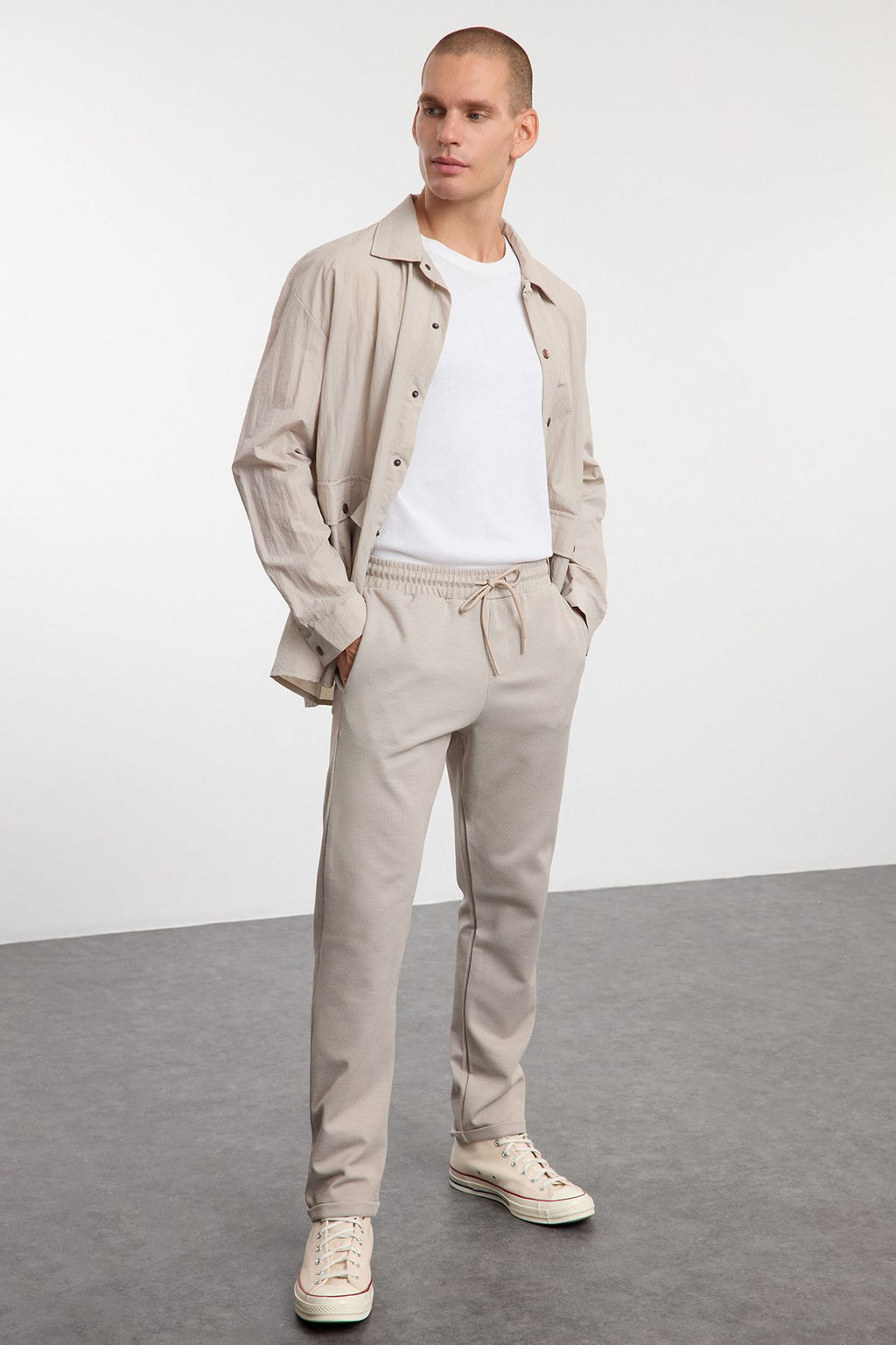 TRENDYOL MAN Bej Regular Fit Orme Esnek Rahat Beli Baglamal? Lastikli Duble Paca Kumas Pantolon TMNAW25PL00002 - Trendyolmilla фото 13