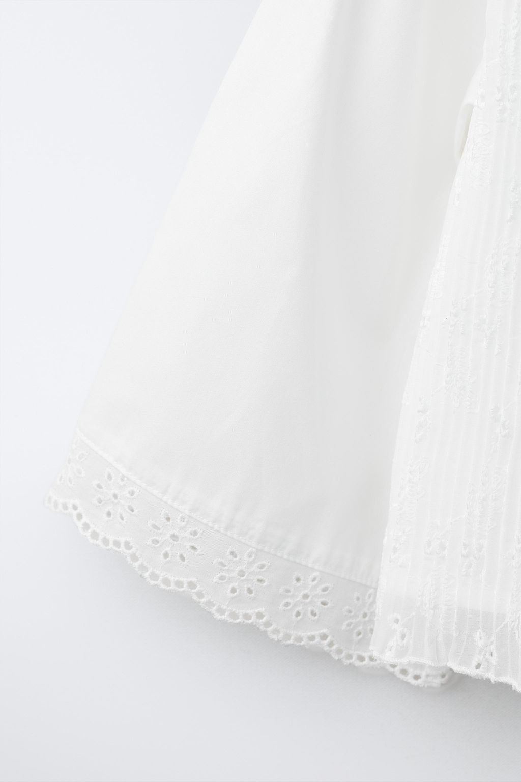 TOP PLISADA PUNTILLA / Blanco - Zara фото 4