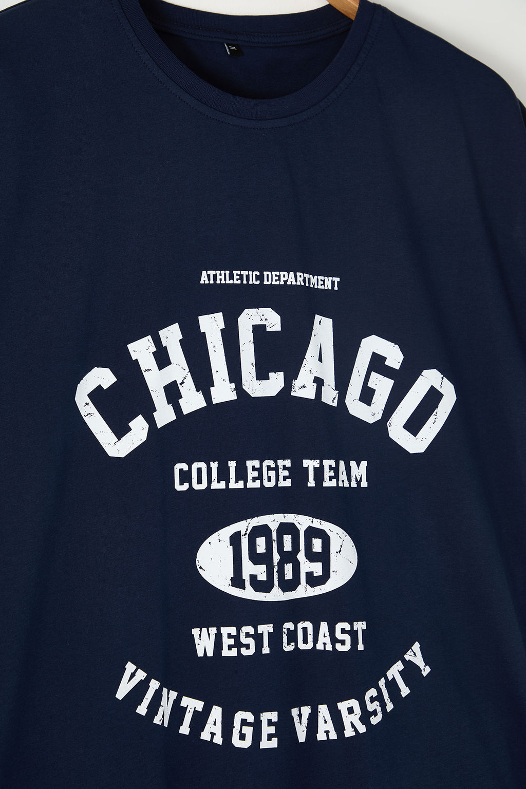 Lacivert Oversize/Genis Kesim Kolsuz Chicago Bask? Buyuk Beden Atlet TMNSS25CV00001 - Trendyolmilla фото 10