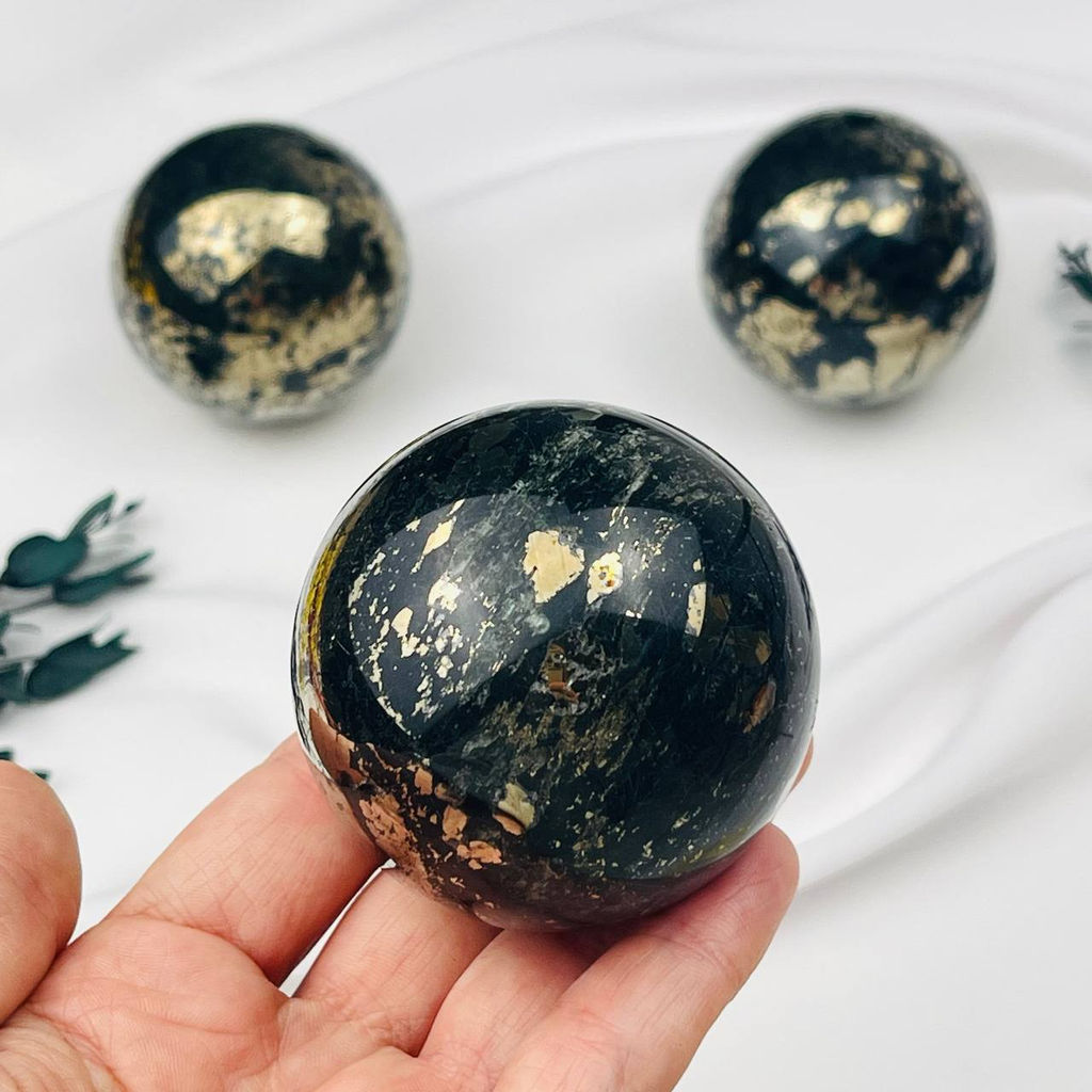 Шар из Пирита