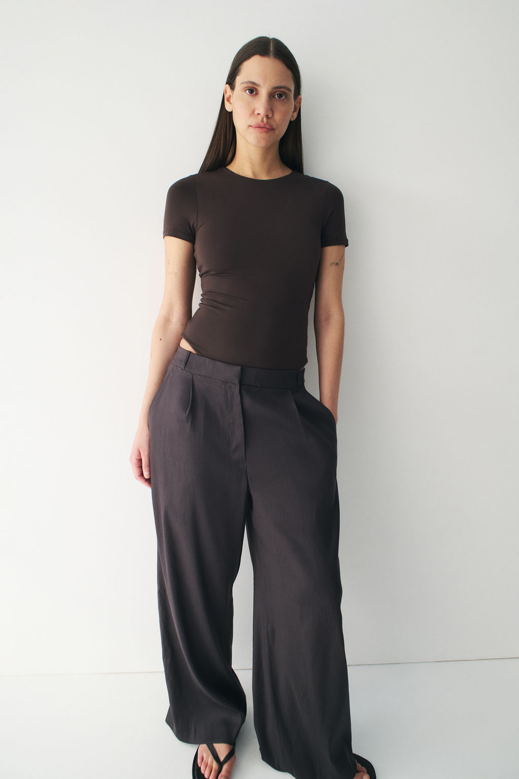 Body tanga de manga corta Sculpting - H&m фото 8