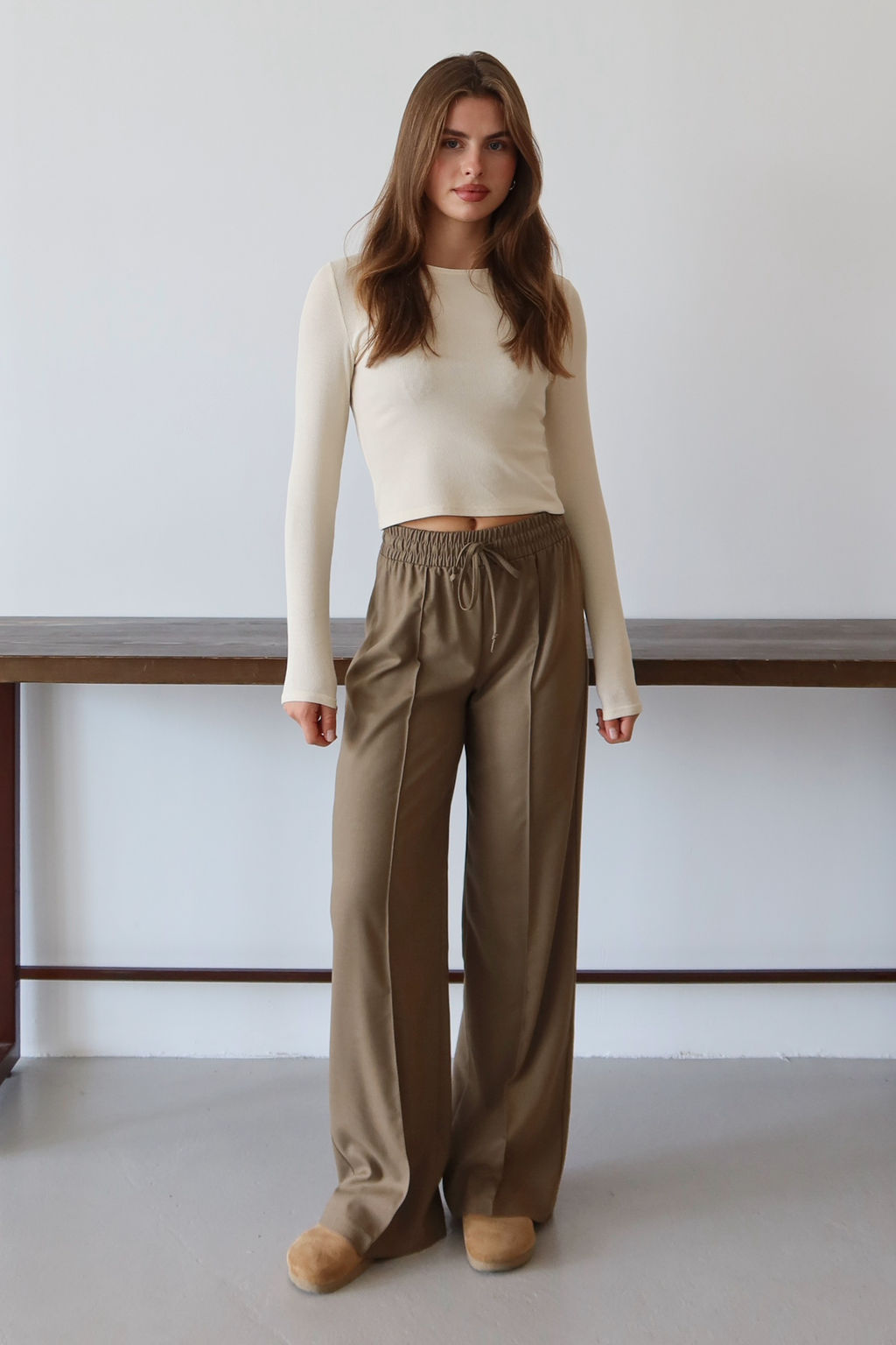 Camel Nervurlu Genis Paca Uzun Dokuma Pantolon TWOAW26PL00111