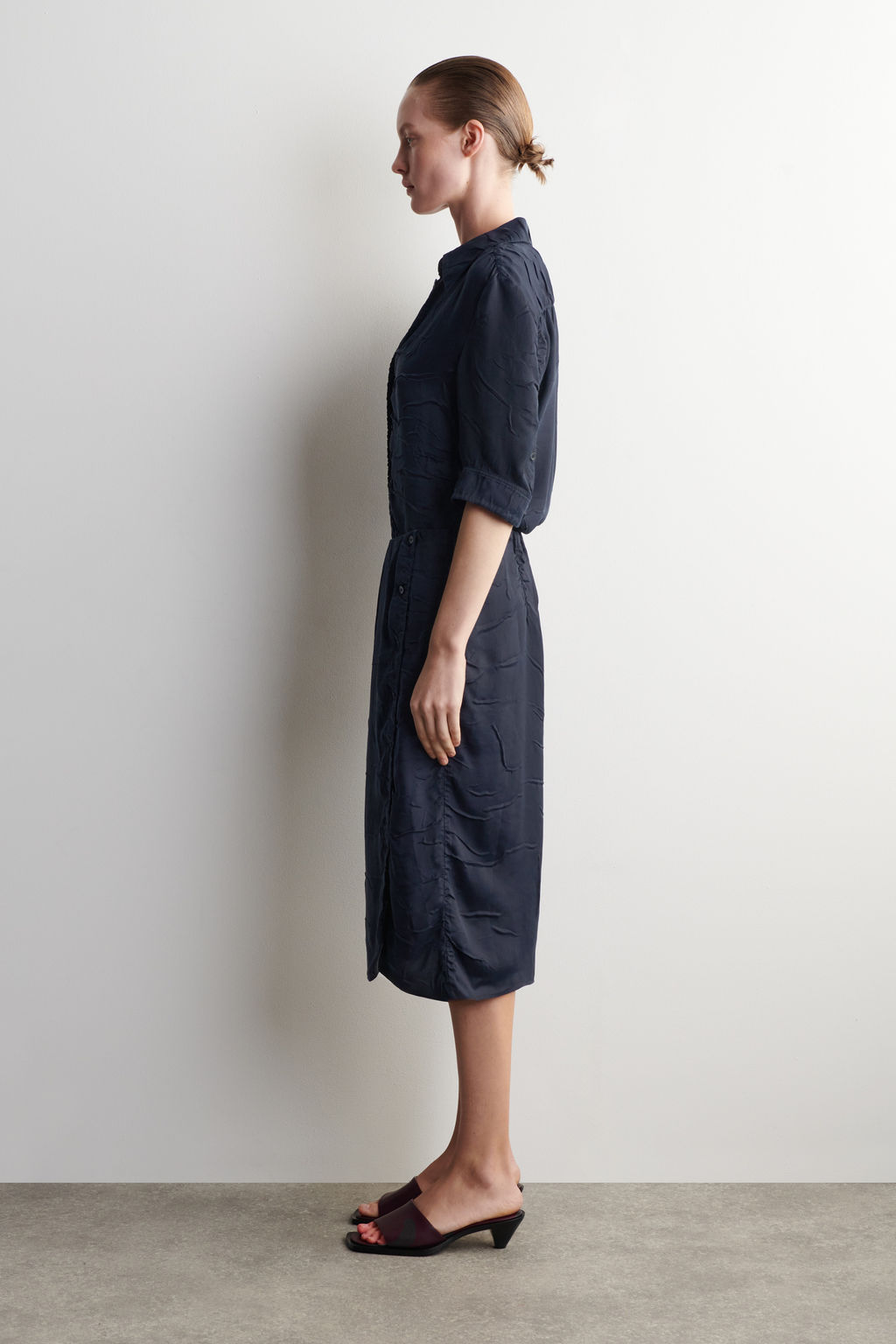 FALDA MIDI FRUNCIDA CON EFECTO ARRUGADO - H&m фото 3