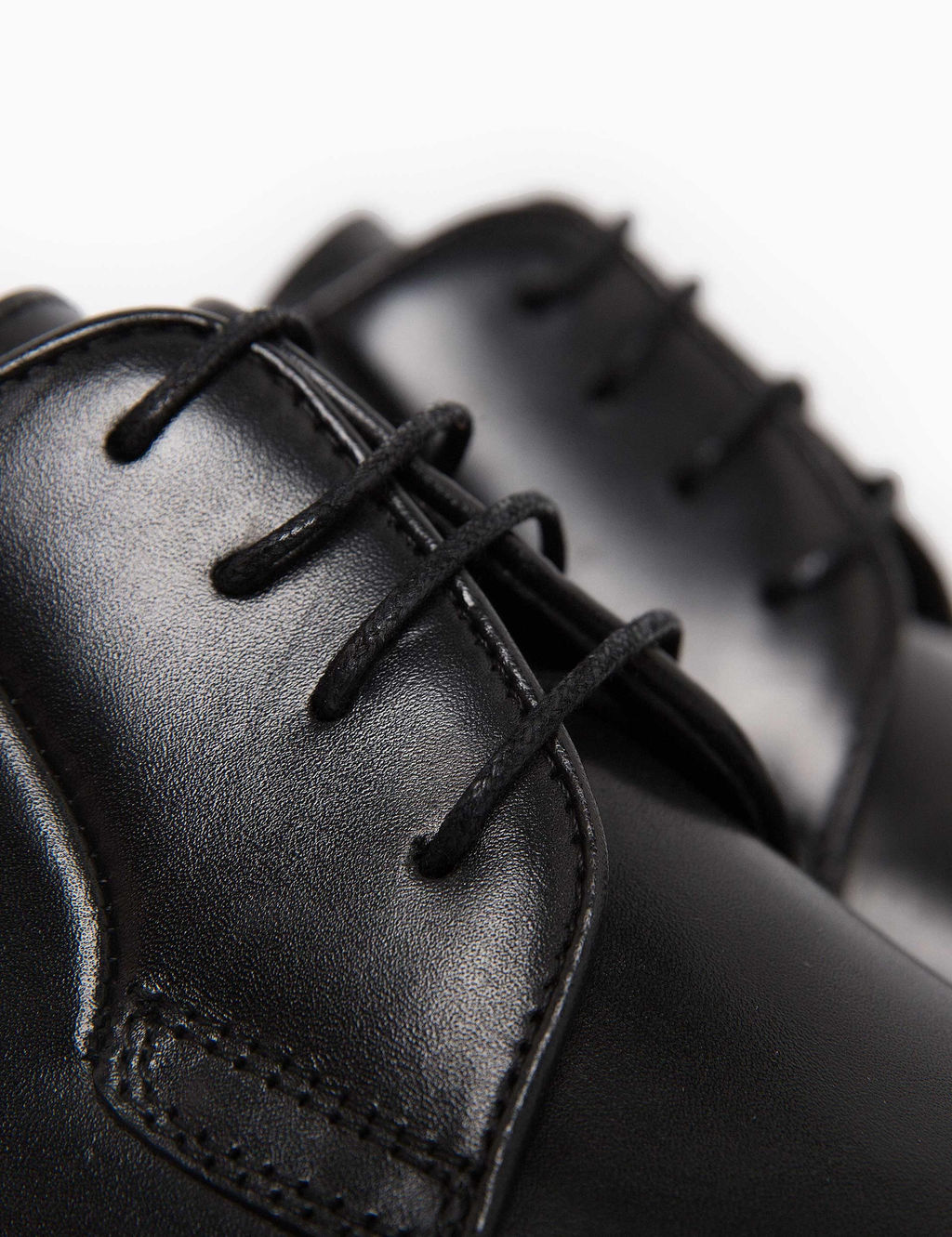 Siyah Klasik Ayakkab_